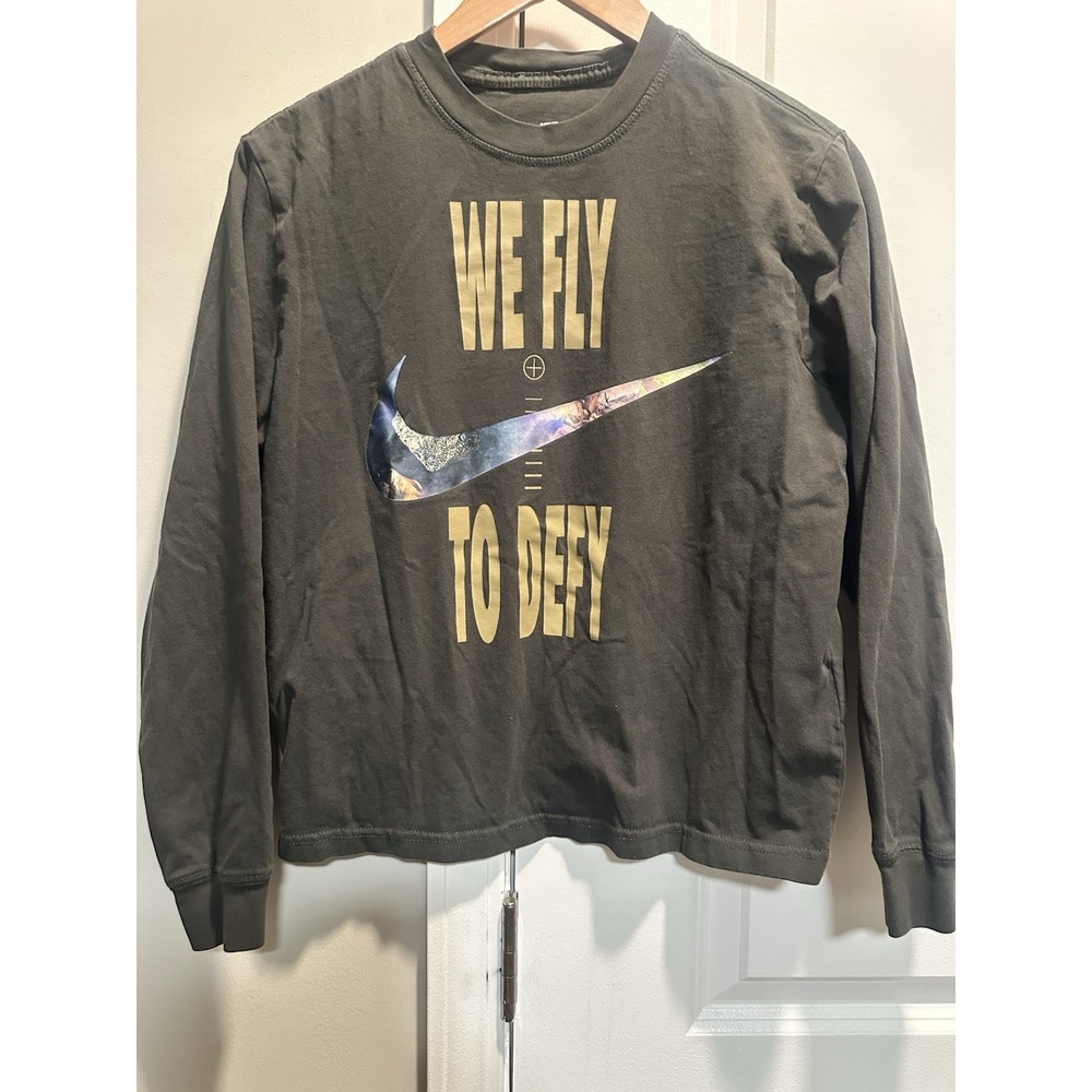 Nike Women's Long Sleeve Fly To Defy Tee Loose Xs